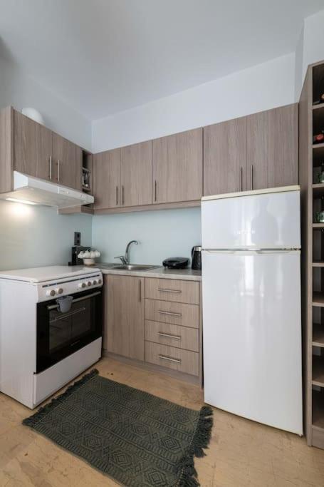 Skyhigh Haven Apartment Kalamata Exterior photo