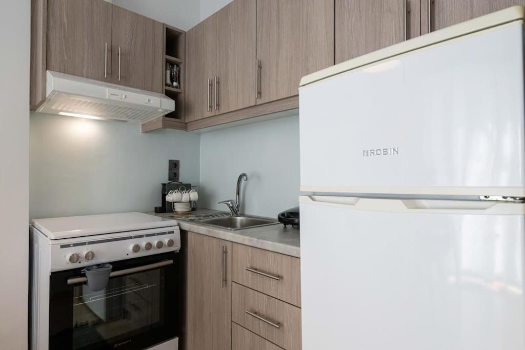 Skyhigh Haven Apartment Kalamata Exterior photo
