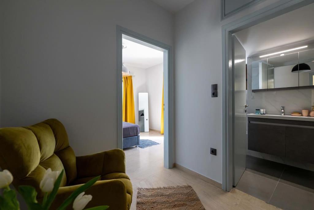 Skyhigh Haven Apartment Kalamata Exterior photo